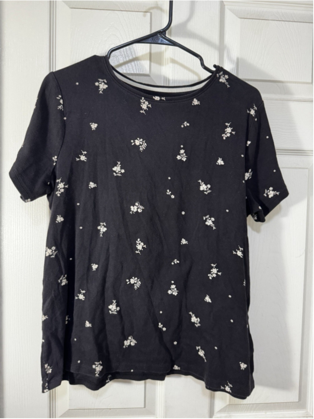 Size Large Croft And Barrow Short Sleep Crew Neck Tee Shirt